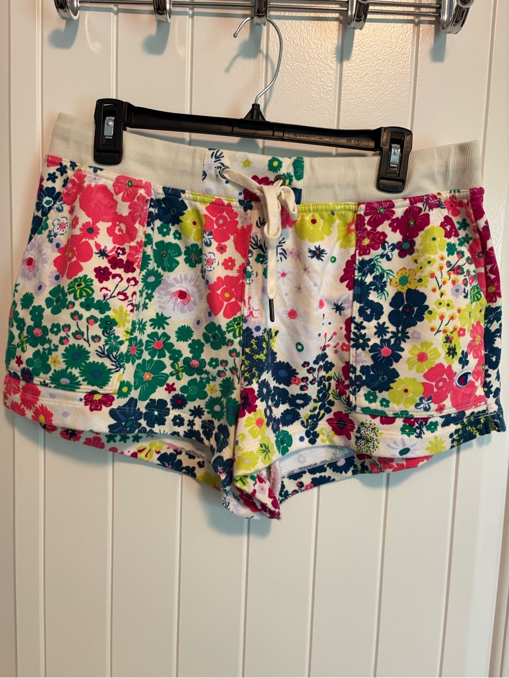 Champion French Terry Flower Power Cropped Sweatshirt & Shorts Set XL - Picture 4 of 6